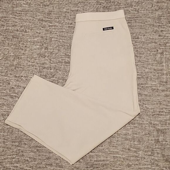 Top flite- capris - Picture 1 of 5